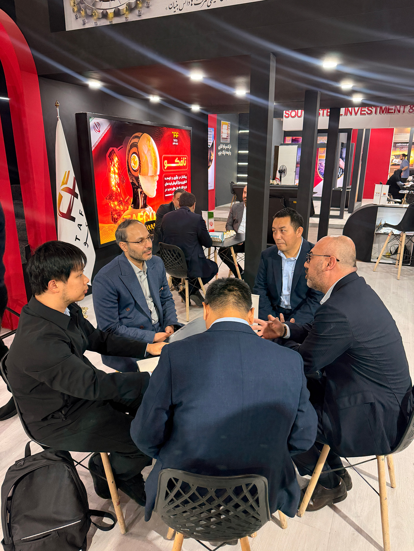 تافکو در سمپوزیوم فولاد  1404